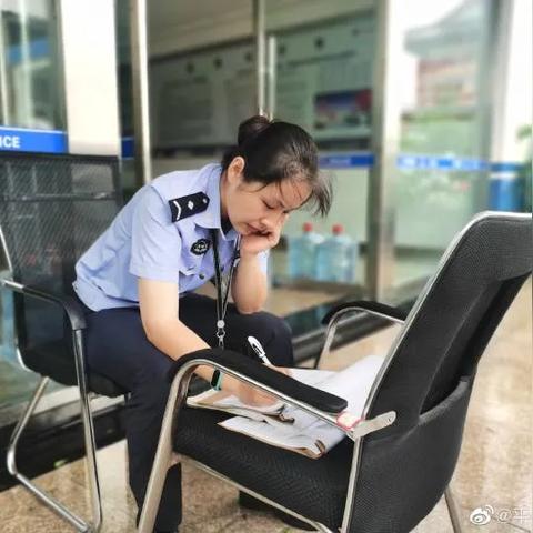 风雨中的生命线，中国台风路径图的背后